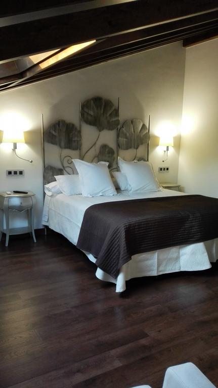 Casa Rural Manuel De Pepa Xuaca Tuilla Kültér fotó